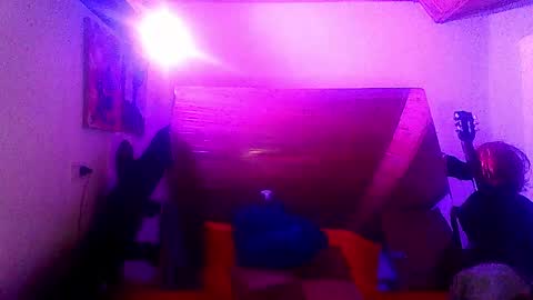 Snapshot of laye19 chatting on 02-08-25, 07:59 Laye19 online show from 02-08-25, 07:59