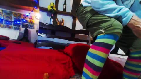 Snapshot of laye19 chatting on 03-02-25, 12:09 Laye19 online show from 03-02-25, 12:09