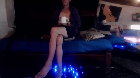 Snapshot of laye19 chatting on 09-30-25, 02:05 Laye19 online show from 09-30-25, 02:05