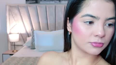 Snapshot of layla_breezee_ chatting on 07-13-26, 11:35 Layla Breezee online show from 07-13-26, 11:35