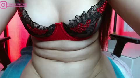 Layla online show from 12-20-24, 08:23