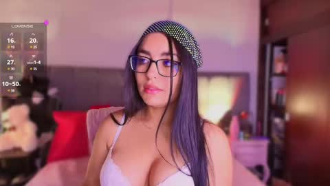 Layla online show from 03-05-25, 12:55
