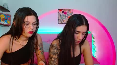 Lia and Rachel online show from 09-15-25, 02:55