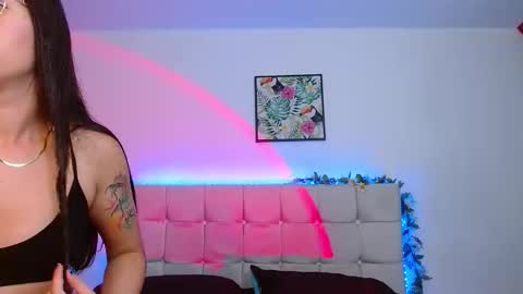 Lia and Rachel online show from 12-18-25, 01:22