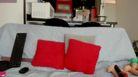 Snapshot of layla_sia chatting on 04-29-26, 05:30 LAYLA online show from 04-29-26, 05:30