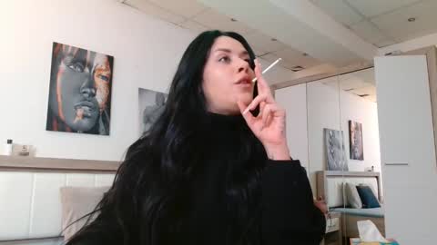 Snapshot of laylacruz chatting on 02-18-25, 06:26 laylacruz online show from 02-18-25, 06:26