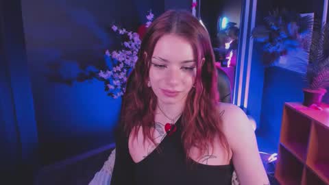 Snapshot of layladiaries chatting on 02-19-26, 04:03 Layla 3 online show from 02-19-26, 04:03