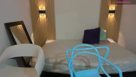 Snapshot of laylaember chatting on 03-01-26, 11:45 LaylaEmber online show from 03-01-26, 11:45