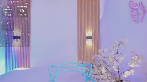 Snapshot of laylaember chatting on 03-13-26, 01:29 LaylaEmber online show from 03-13-26, 01:29