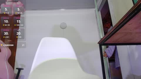 laylafoxy_tay online show from 01-29-25, 06:22