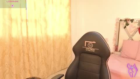 laylafoxy_tay online show from 09-12-25, 07:25