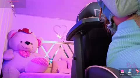 laylafoxy_tay online show from 10-12-25, 03:05