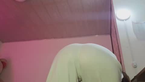 laylafoxy_tay online show from 11-05-25, 04:01