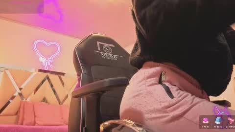 laylafoxy_tay online show from 12-02-25, 03:23