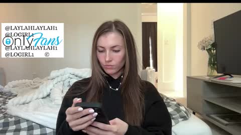 laylahlaylah1 online show from 01-11-26, 04:34