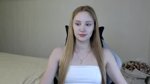 Snapshot of laylapretty001 chatting on 02-19-25, 05:38 LaylaPretty001 online show from 02-19-25, 05:38