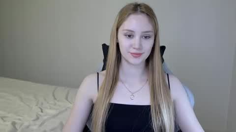 Snapshot of laylapretty001 chatting on 03-11-25, 06:10 LaylaPretty001 online show from 03-11-25, 06:10