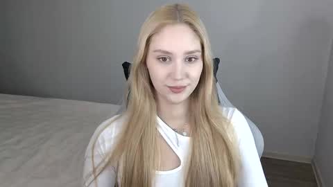 LaylaPretty001 online show from 01-07-26, 05:21