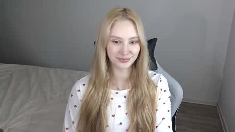 LaylaPretty001 online show from 02-04-26, 05:24