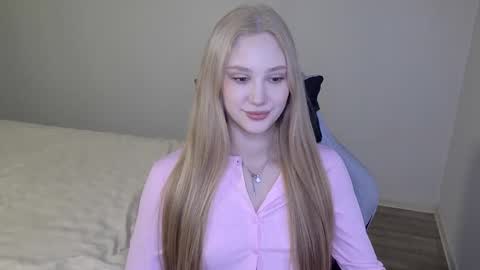 LaylaPretty001 online show from 02-13-26, 06:31