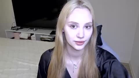 LaylaPretty001 online show from 04-30-26, 04:30