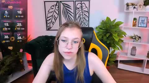 layriantavee online show from 03-07-25, 10:35