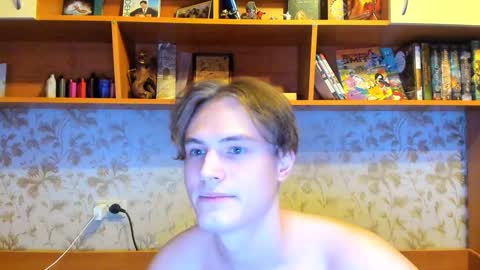 Snapshot of lazaret1k chatting on 12-05-24, 10:34 Vladi online show from 12-05-24, 10:34