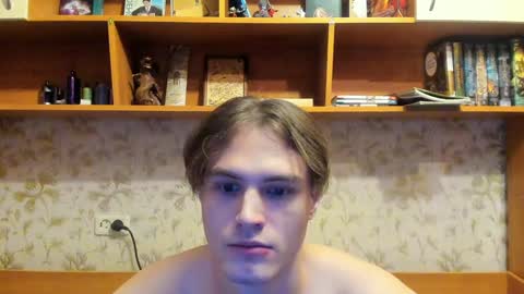 Snapshot of lazaret1k chatting on 12-16-24, 09:52 Vladi online show from 12-16-24, 09:52