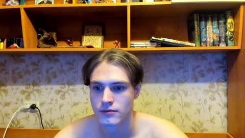 Snapshot of lazaret1k chatting on 01-09-25, 07:50 Vladi online show from 01-09-25, 07:50