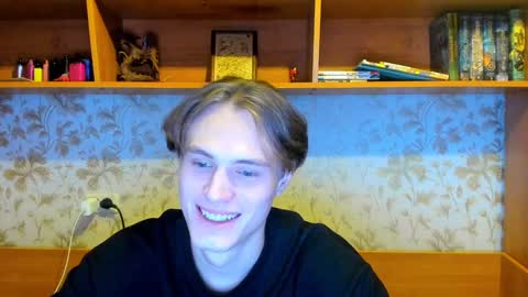Snapshot of lazaret1k chatting on 01-17-25, 03:45 Vladi online show from 01-17-25, 03:45