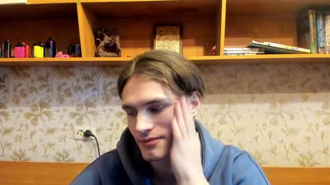 Snapshot of lazaret1k chatting on 01-25-25, 11:55 Vladi online show from 01-25-25, 11:55