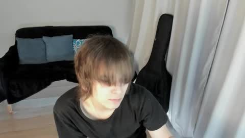 Snapshot of lazydarkknight chatting on 03-24-26, 03:22 Alex online show from 03-24-26, 03:22