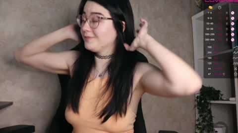 Lisa online show from 01-17-25, 05:11