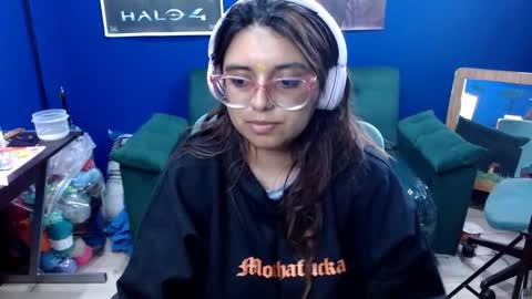 lcherryblossoml online show from 11-12-25, 11:58