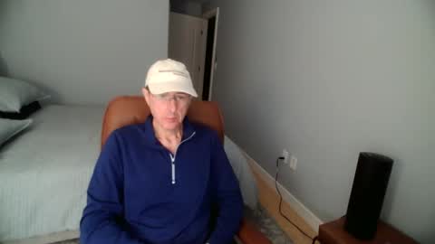 Snapshot of ldrunner2 chatting on 01-28-25, 03:15 LD online show from 01-28-25, 03:15