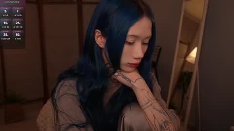 Snapshot of le_chan chatting on 10-25-25, 07:27 felixe online show from 10-25-25, 07:27