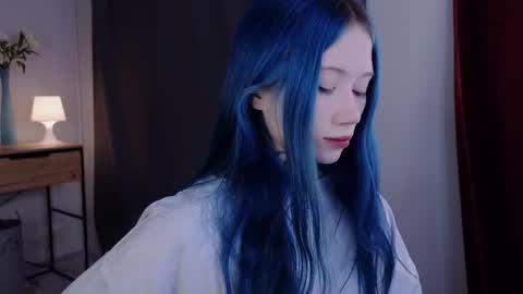 Snapshot of le_chan chatting on 10-28-25, 06:28 felixe online show from 10-28-25, 06:28