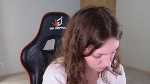 Lea online show from 03-15-26, 05:41