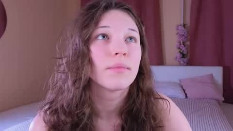 Lea online show from 03-17-26, 04:10