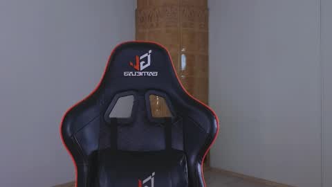 Lea online show from 04-03-26, 12:14