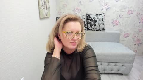 Lea online show from 01-28-25, 10:23