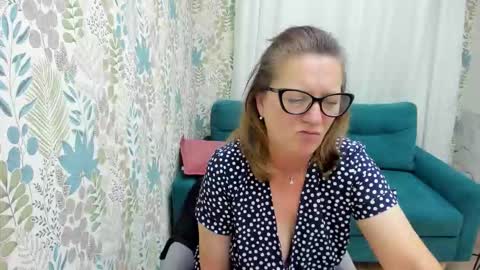 Lea online show from 09-13-25, 05:57