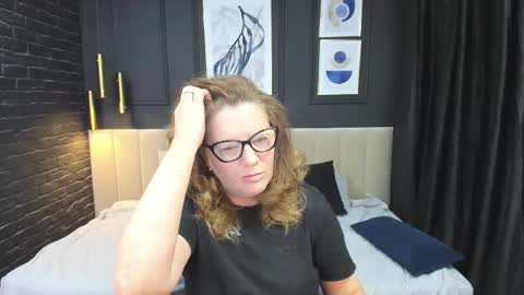 Lea online show from 03-14-26, 05:13