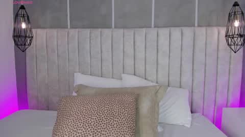    online show from 12-19-25, 06:59