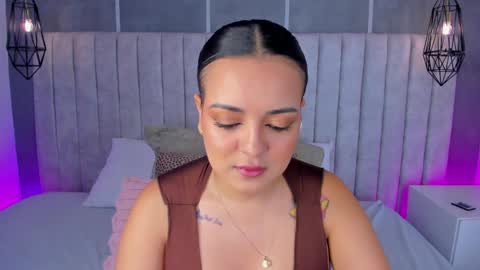    online show from 05-11-26, 06:27