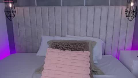    online show from 05-15-26, 06:15