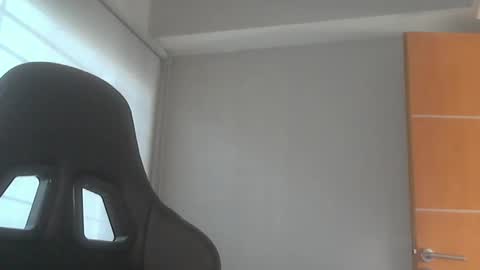 leowolf online show from 11-14-25, 07:45