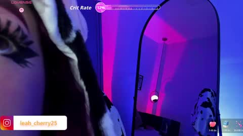 Leah online show from 05-18-26, 04:07