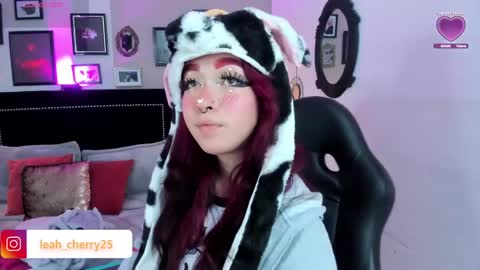 Leah online show from 05-25-26, 08:59