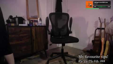 Snapshot of leah_lust_ chatting on 11-08-25, 06:40 leah_lust_ online show from 11-08-25, 06:40